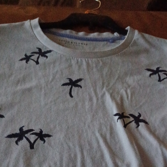 -- Denim & Flower Graphic Tee - Picture 3 of 6